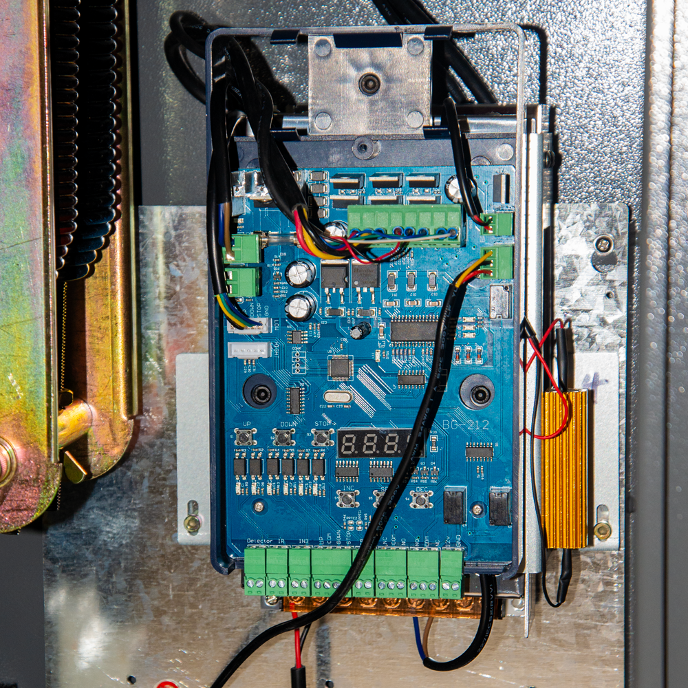 PB-501L-SERVO